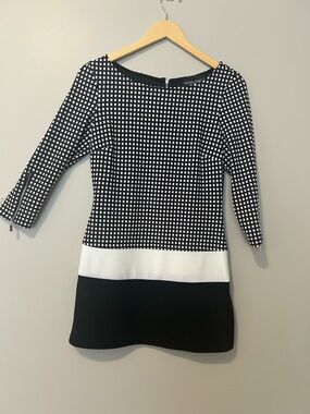 Frank Lyman Design Black and White Mini Dress with Contrast Band